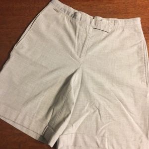 WOMENS' LIZ CLAIBORNE "LIZGOLF" SHORTS, SZ 4P